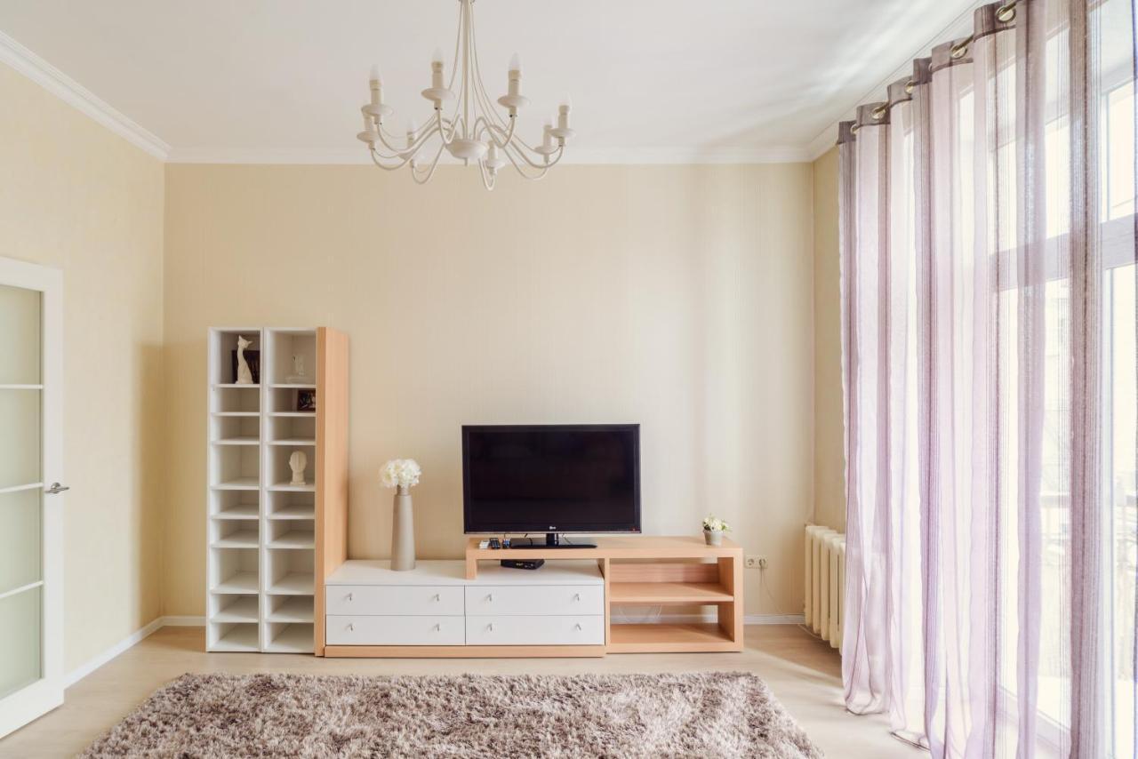 Lux Apartments Lenina Mińsk Zewnętrze zdjęcie