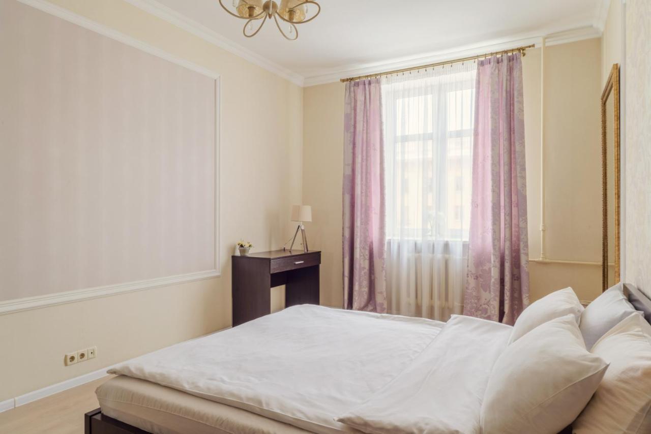 Lux Apartments Lenina Mińsk Zewnętrze zdjęcie