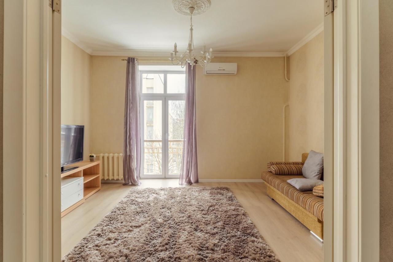 Lux Apartments Lenina Mińsk Zewnętrze zdjęcie